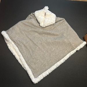 Johnston & Murphy Reversible Poncho